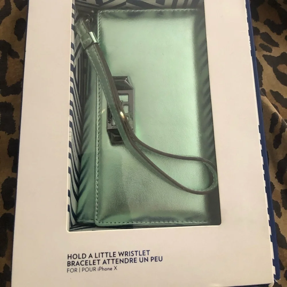 Nicole Miller mobile case green metalic IPhone X wristlet NIB